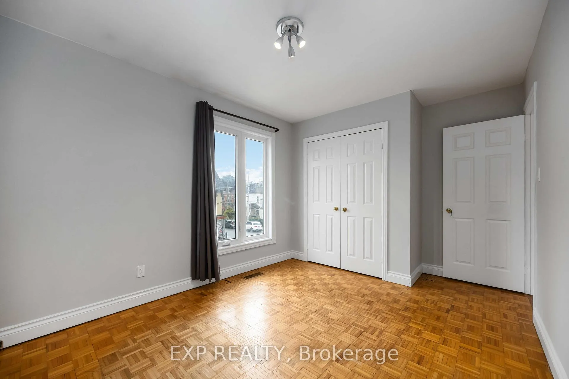 Photo 26 of Unit Upper, 211 Dovercourt Road, Toronto, Trinity-Bellwoods — HOMEH
