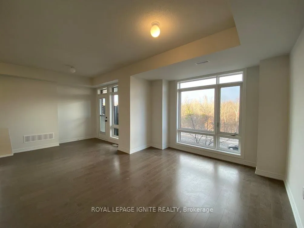 Photo 6 of 436 Salem Road S, Ajax, South East — HOMEH