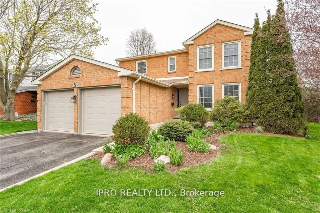 Front of 5 Havenwood Court