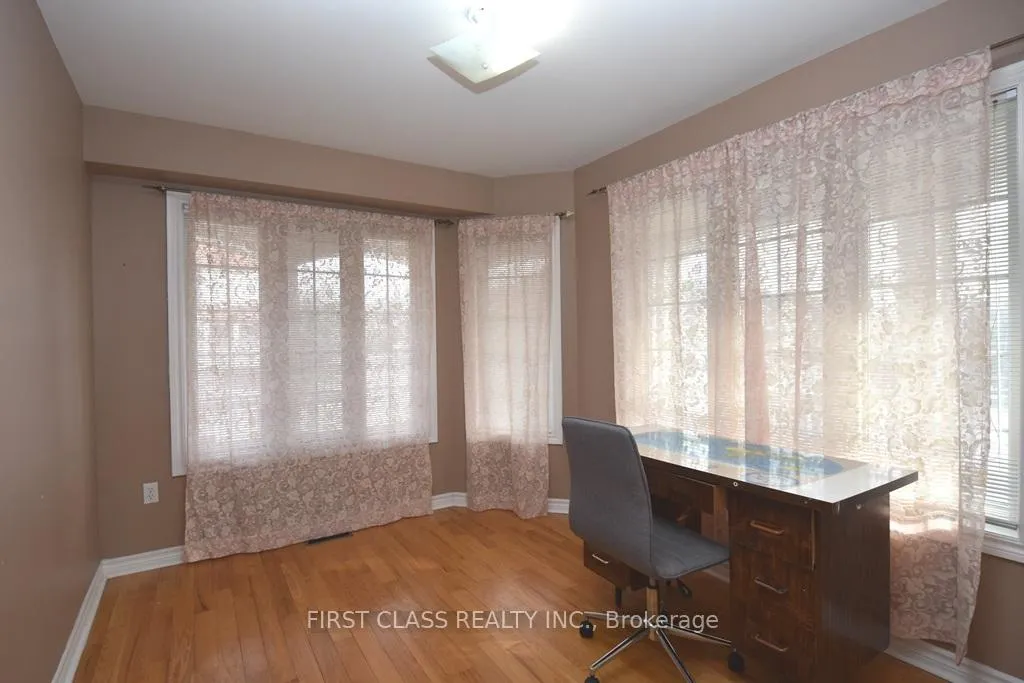 Photo 6 of Unit BSMT, 126 Viscount Drive, Markham, Berczy — HOMEH