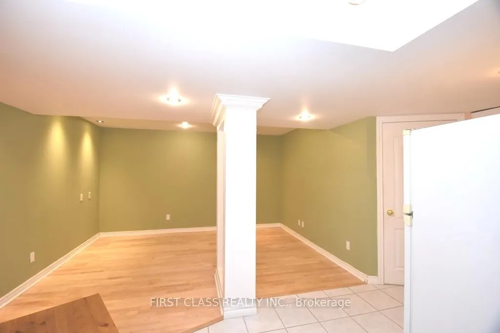 Photo 11 of Unit BSMT, 126 Viscount Drive, Markham, Berczy — HOMEH