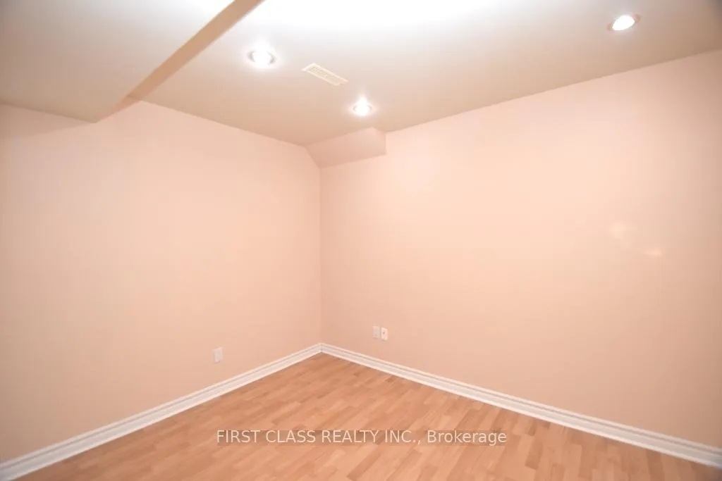 Photo 16 of Unit BSMT, 126 Viscount Drive, Markham, Berczy — HOMEH