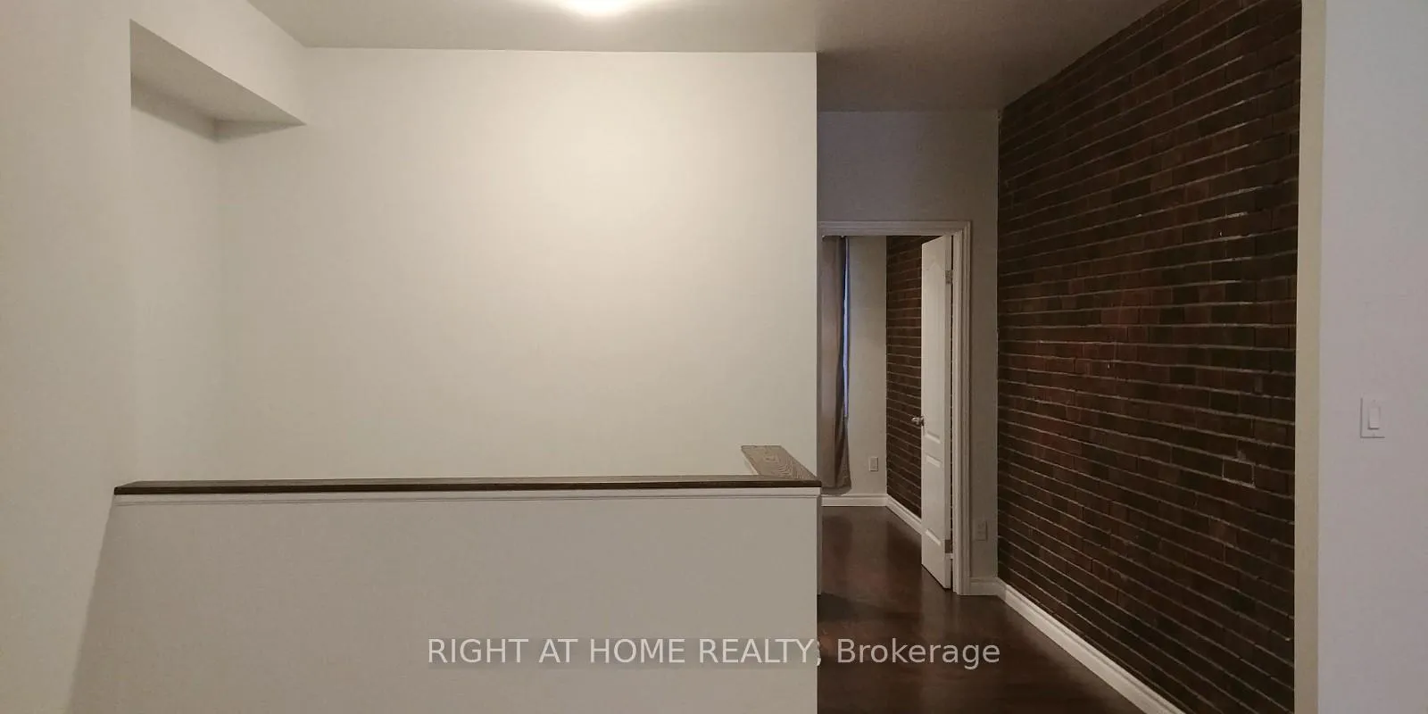 Photo 4 of Unit 3, 89 Bellwoods Avenue, Toronto, Trinity-Bellwoods — HOMEH