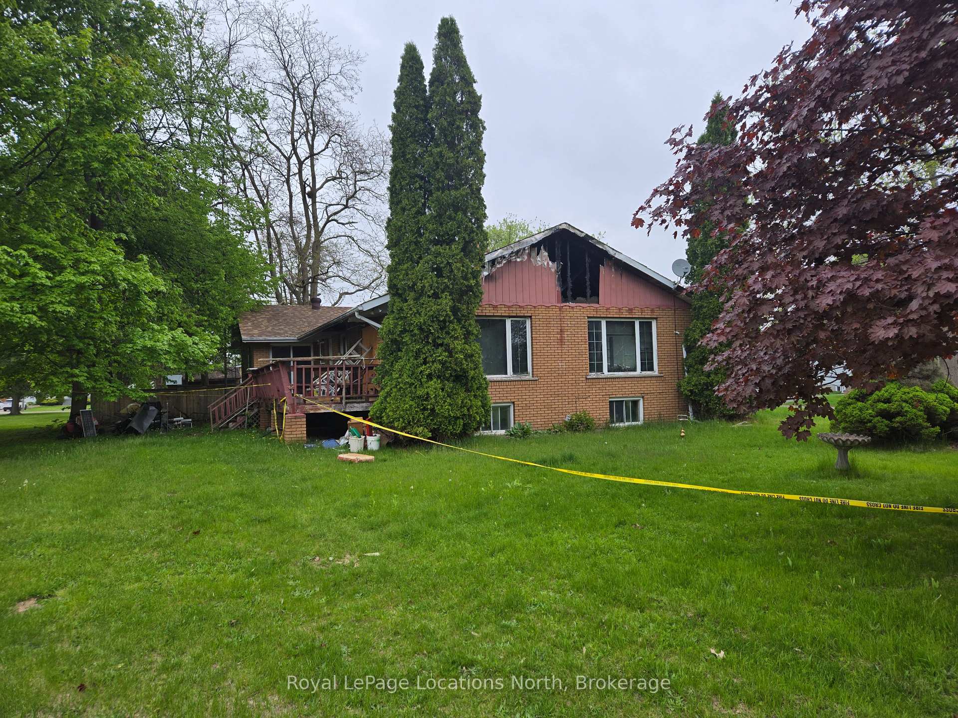 Photo 4 of 233 Mowat Street S, Clearview, Stayner — HOMEH