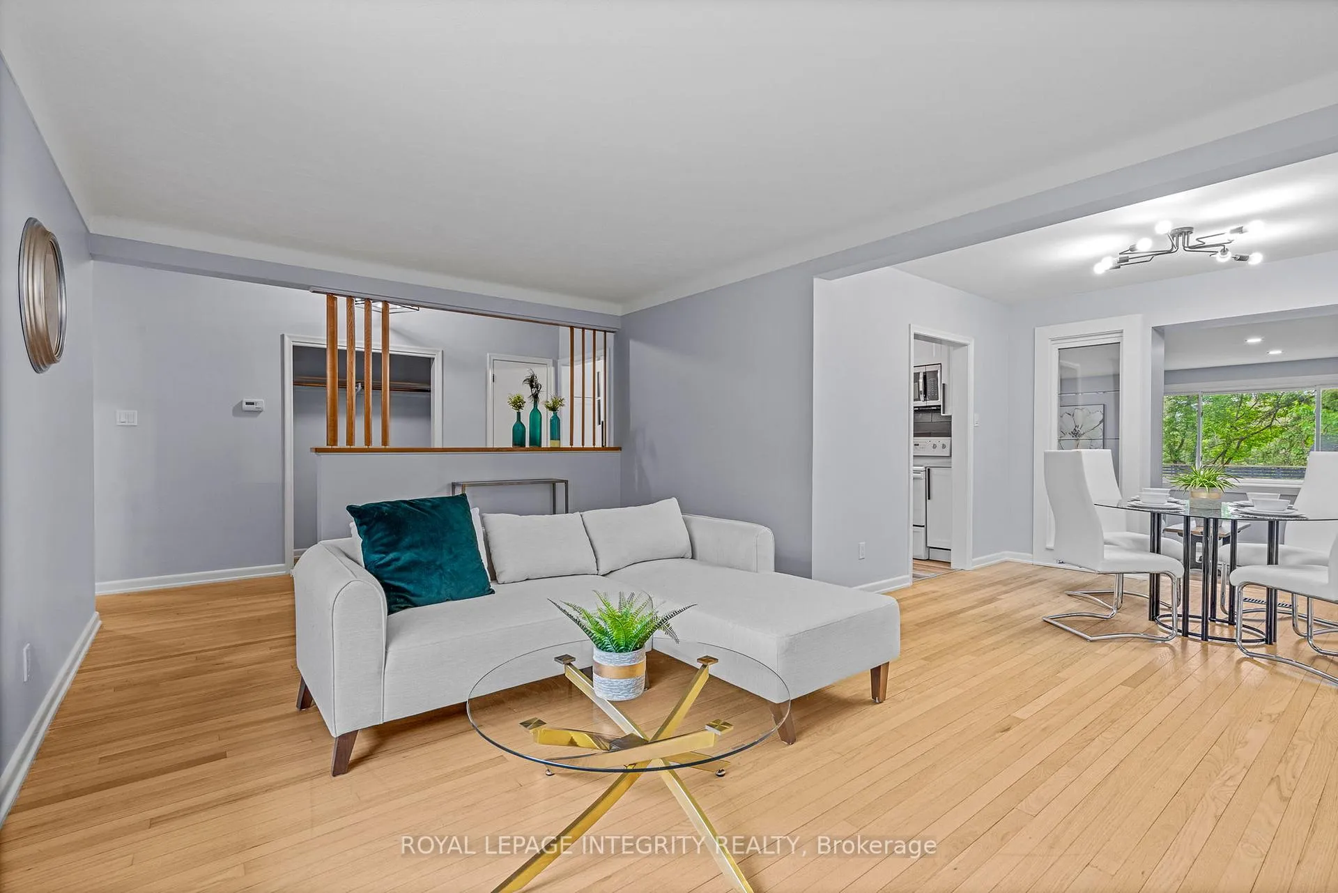 Photo 6 of 1116 Cline Crescent, Ottawa, Bel Air Heights — HOMEH
