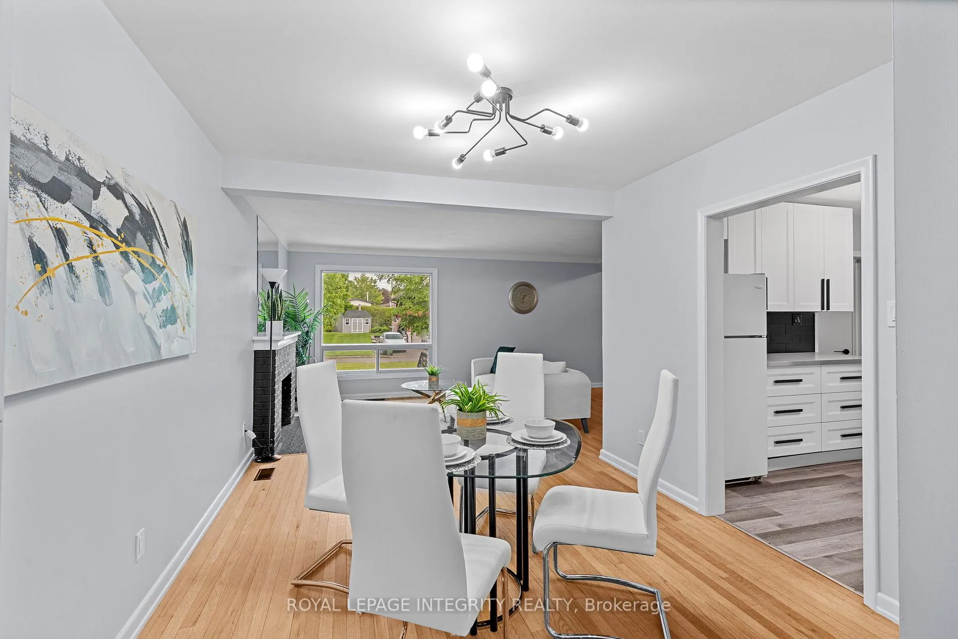 Photo 9 of 1116 Cline Crescent, Ottawa, Bel Air Heights — HOMEH