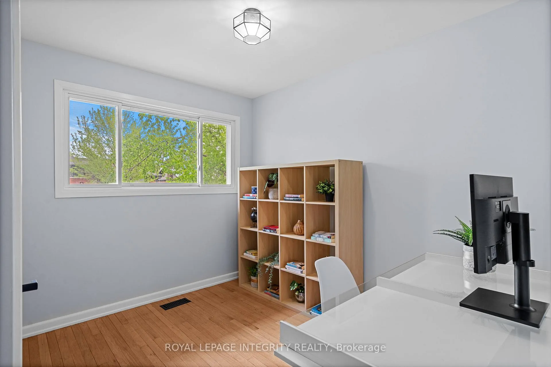 Photo 23 of 1116 Cline Crescent, Ottawa, Bel Air Heights — HOMEH