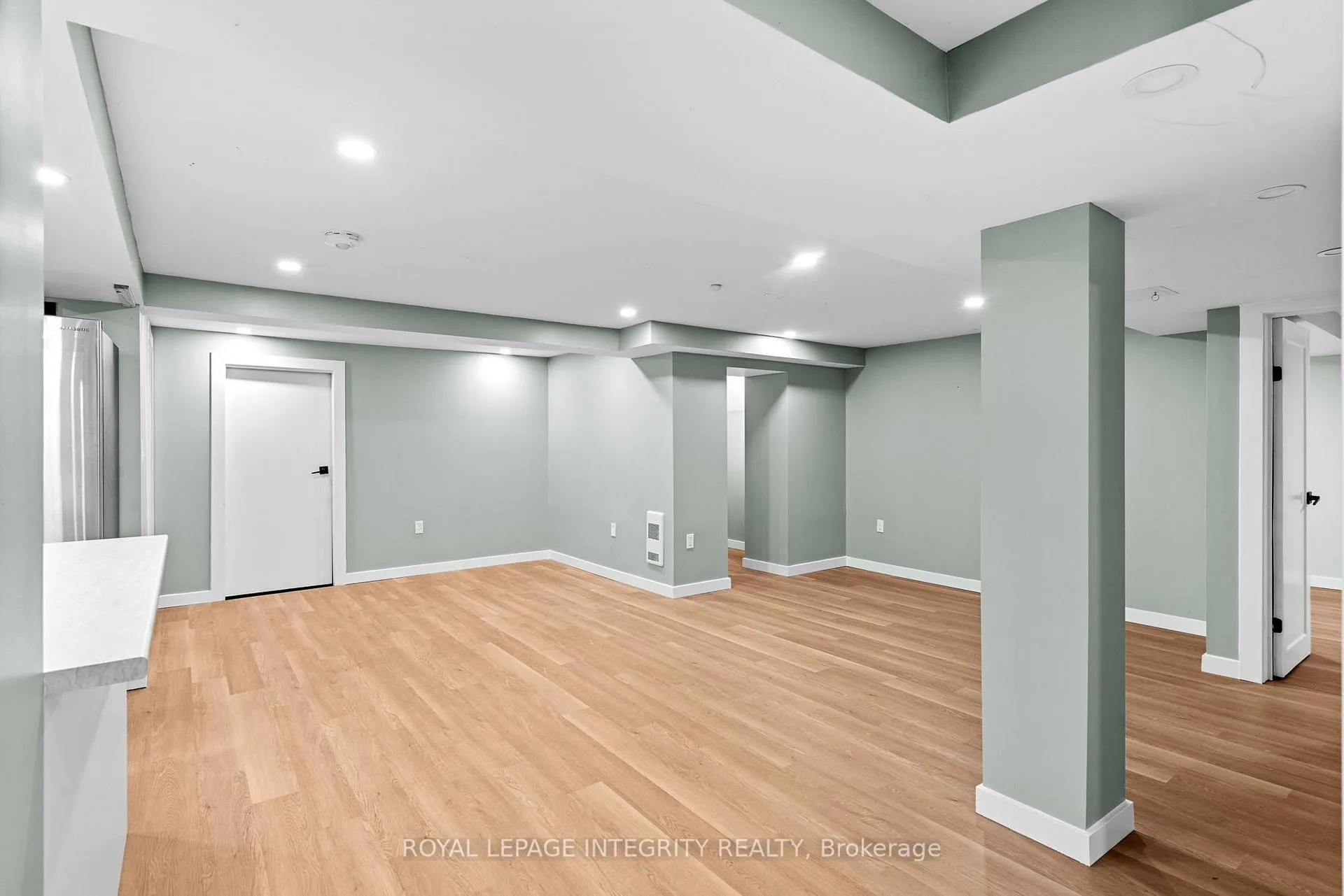Photo 35 of 1116 Cline Crescent, Ottawa, Bel Air Heights — HOMEH