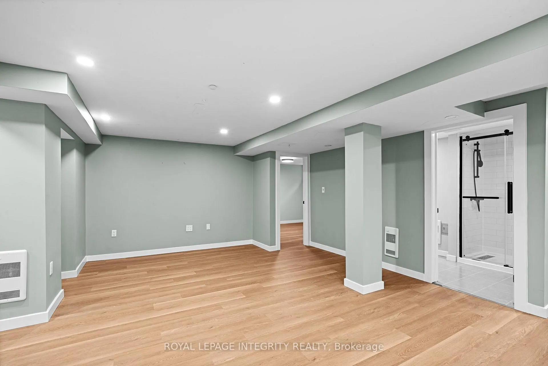 Photo 37 of 1116 Cline Crescent, Ottawa, Bel Air Heights — HOMEH