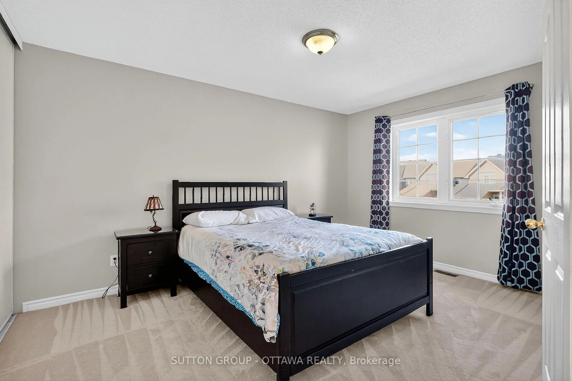 Photo 60 of 990 Markwick Crescent, Ottawa, Notting Hill/Summerside — HOMEH
