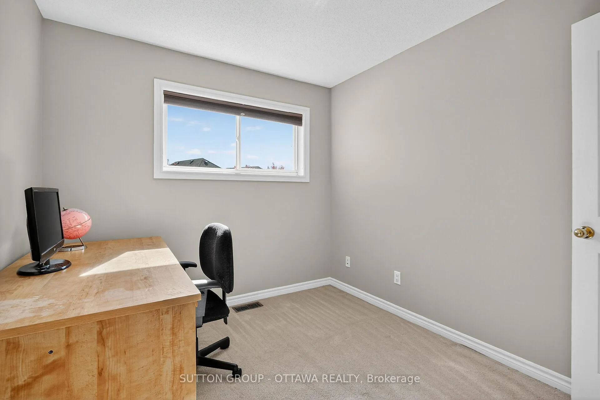 Photo 83 of 990 Markwick Crescent, Ottawa, Notting Hill/Summerside — HOMEH