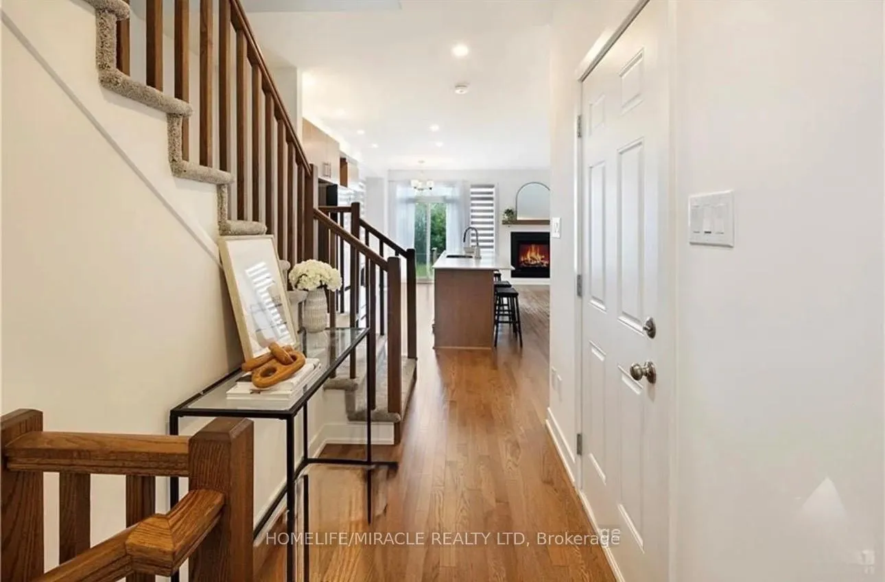 Photo 4 of 208 Monticello Avenue, Ottawa, Kanata - Emerald Meadows/Trailwest — HOMEH