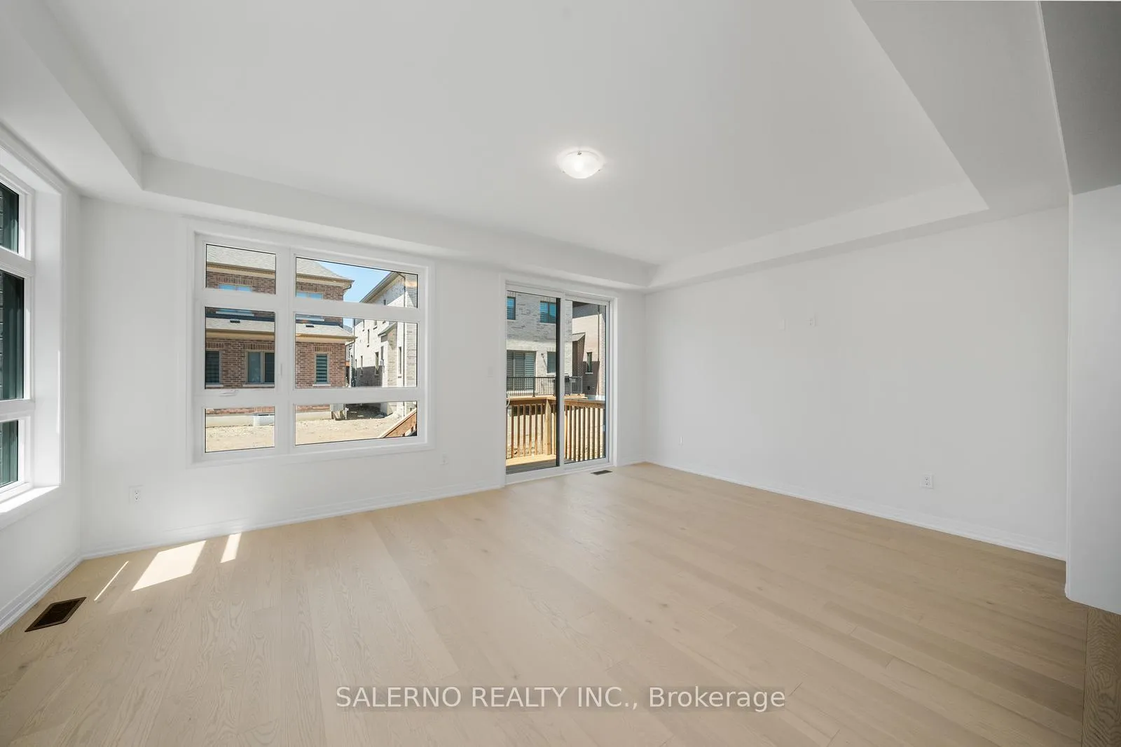 Photo 16 of 115 Adario Crescent, Vaughan, Vellore Village — HOMEH