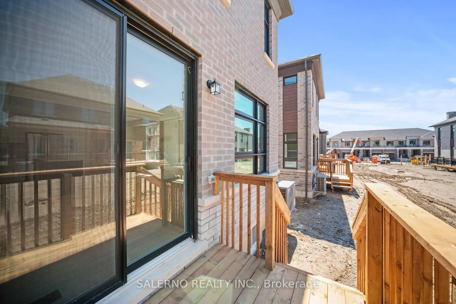 Photo 24 of 115 Adario Crescent, Vaughan, Vellore Village — HOMEH