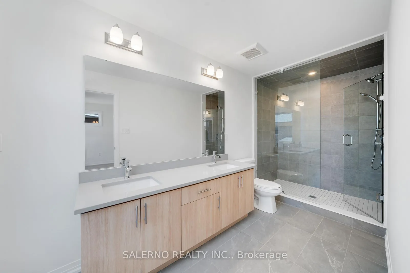 Photo 30 of 115 Adario Crescent, Vaughan, Vellore Village — HOMEH