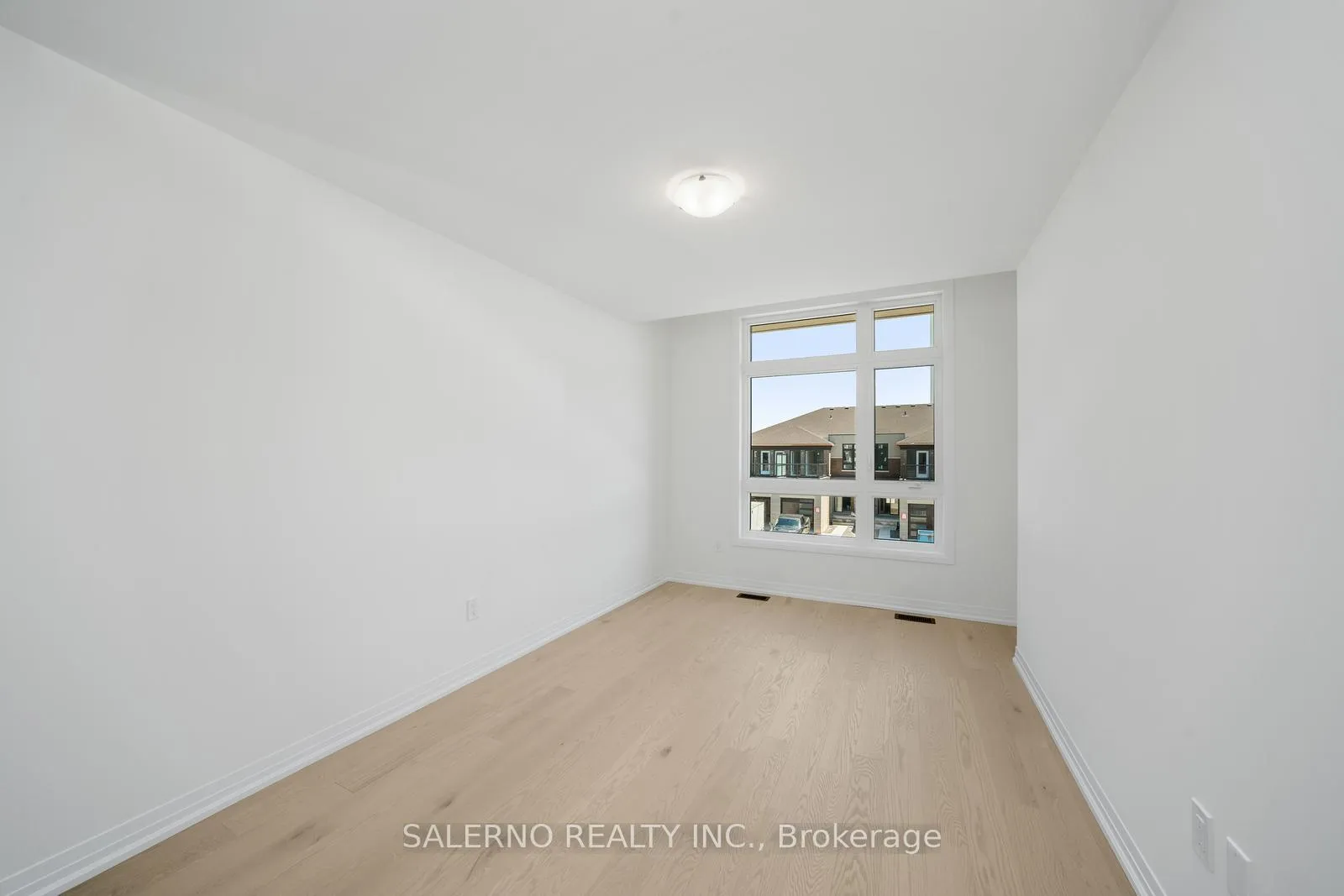 Photo 31 of 115 Adario Crescent, Vaughan, Vellore Village — HOMEH