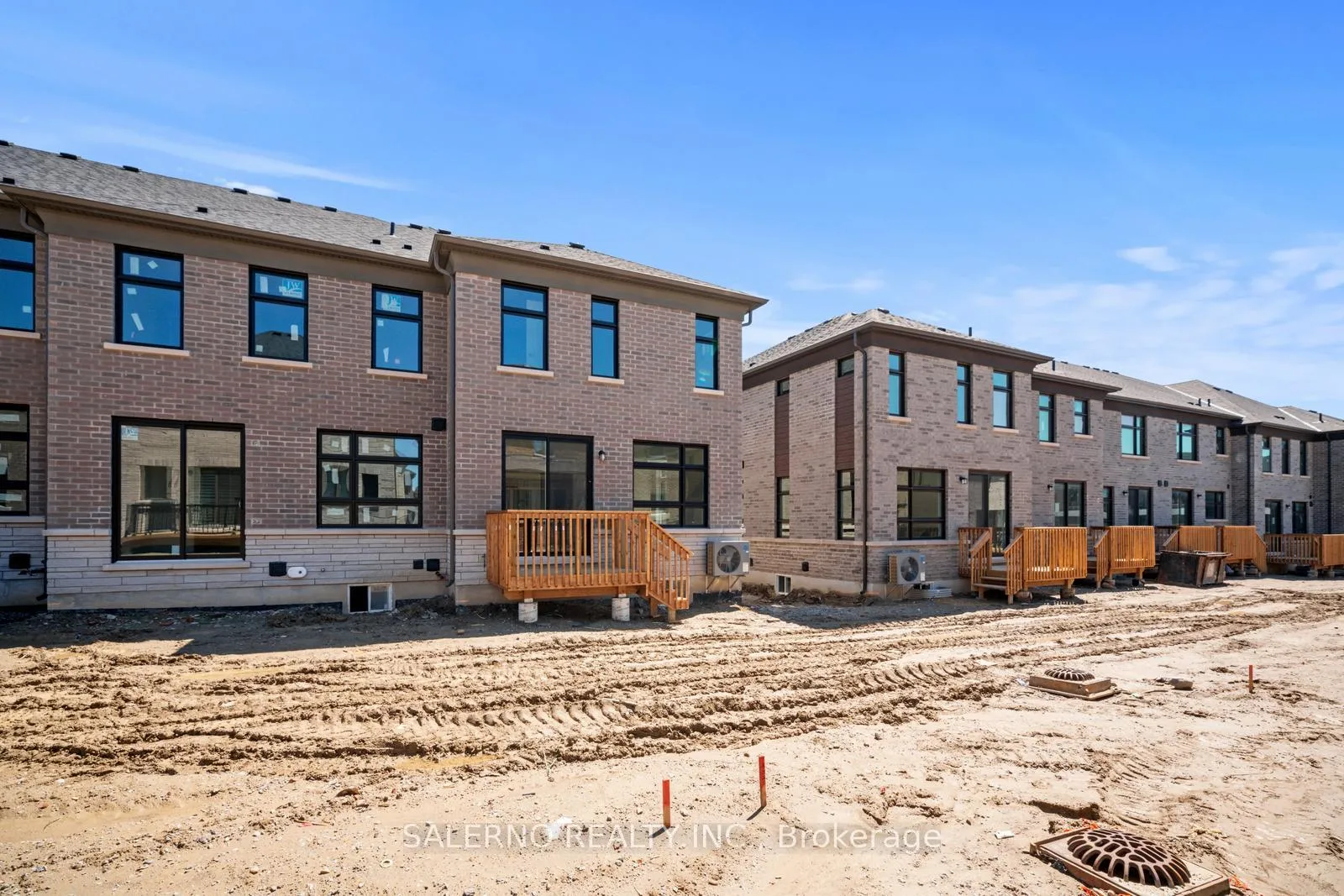 Photo 41 of 115 Adario Crescent, Vaughan, Vellore Village — HOMEH