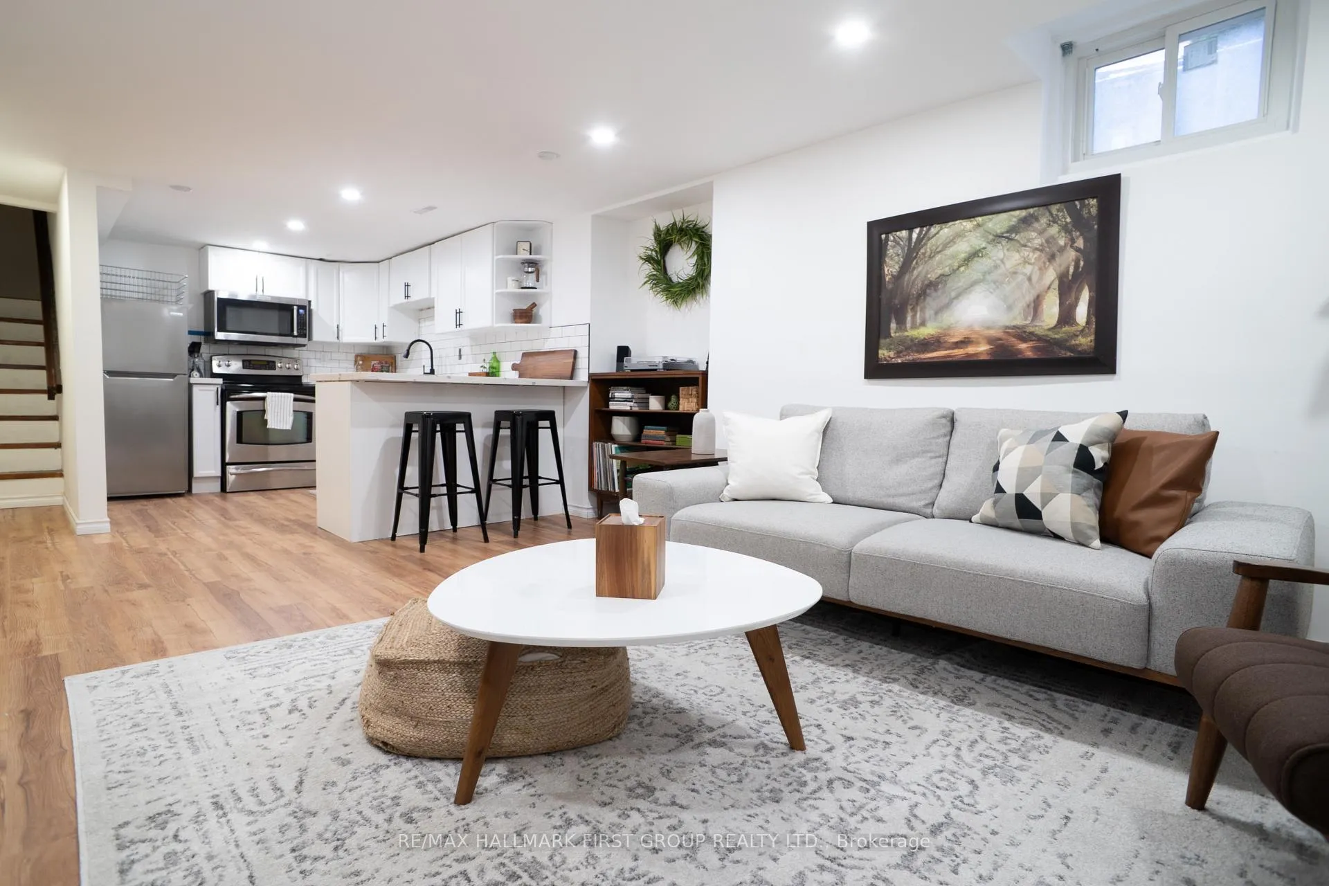 Photo 2 of Unit Lower, 764 Hampton Court, Pickering, West Shore — HOMEH