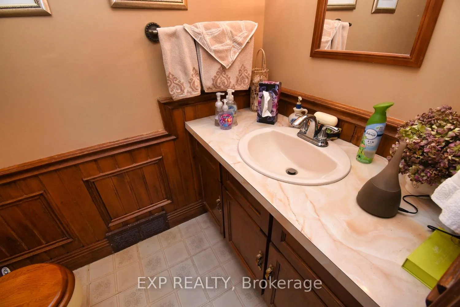 Photo 4 of 80A MacLennan Avenue, Hamilton, Burkholme — HOMEH
