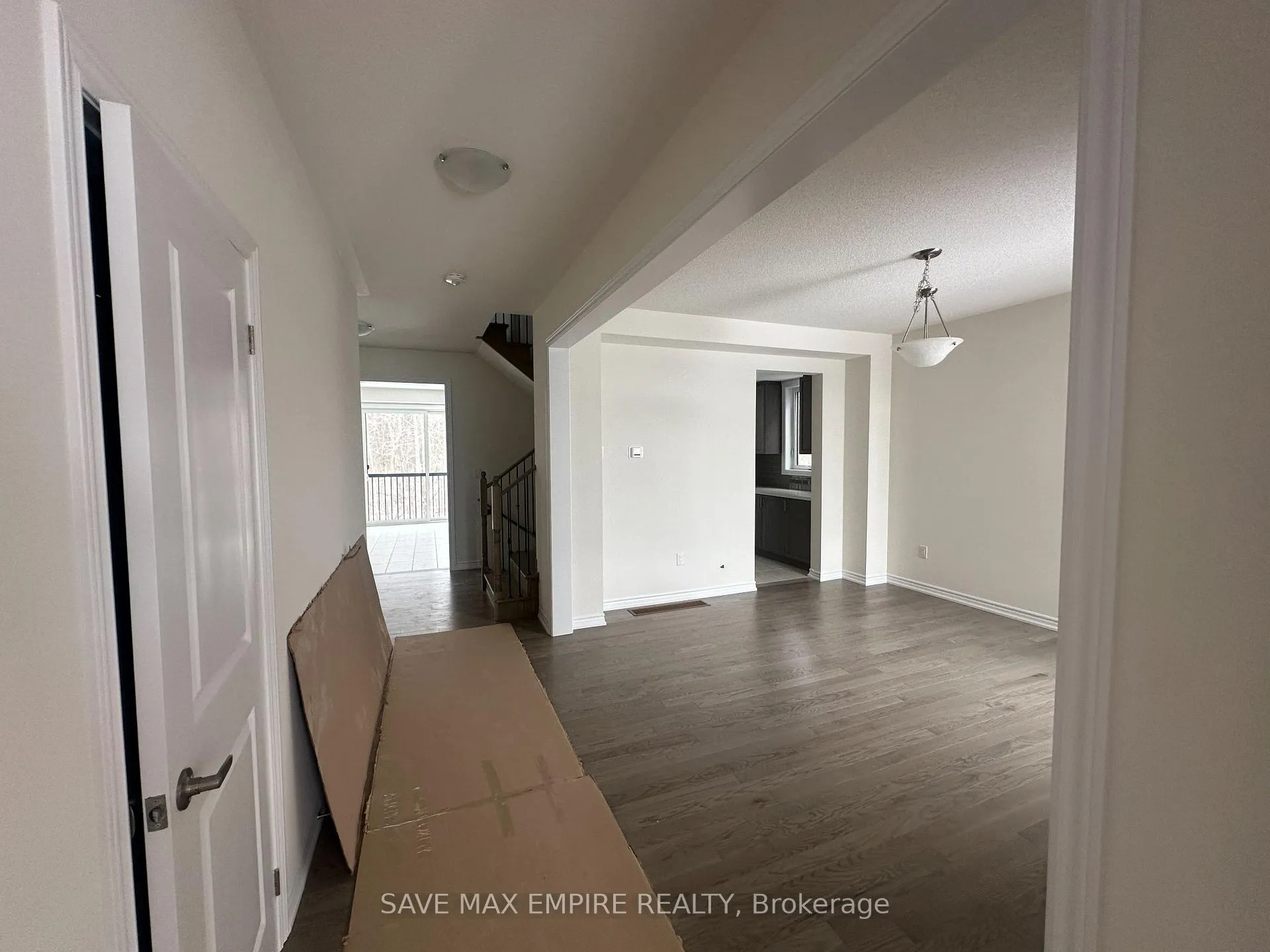 Photo 3 of 47 Del Ray Crescent, Wasaga Beach — HOMEH