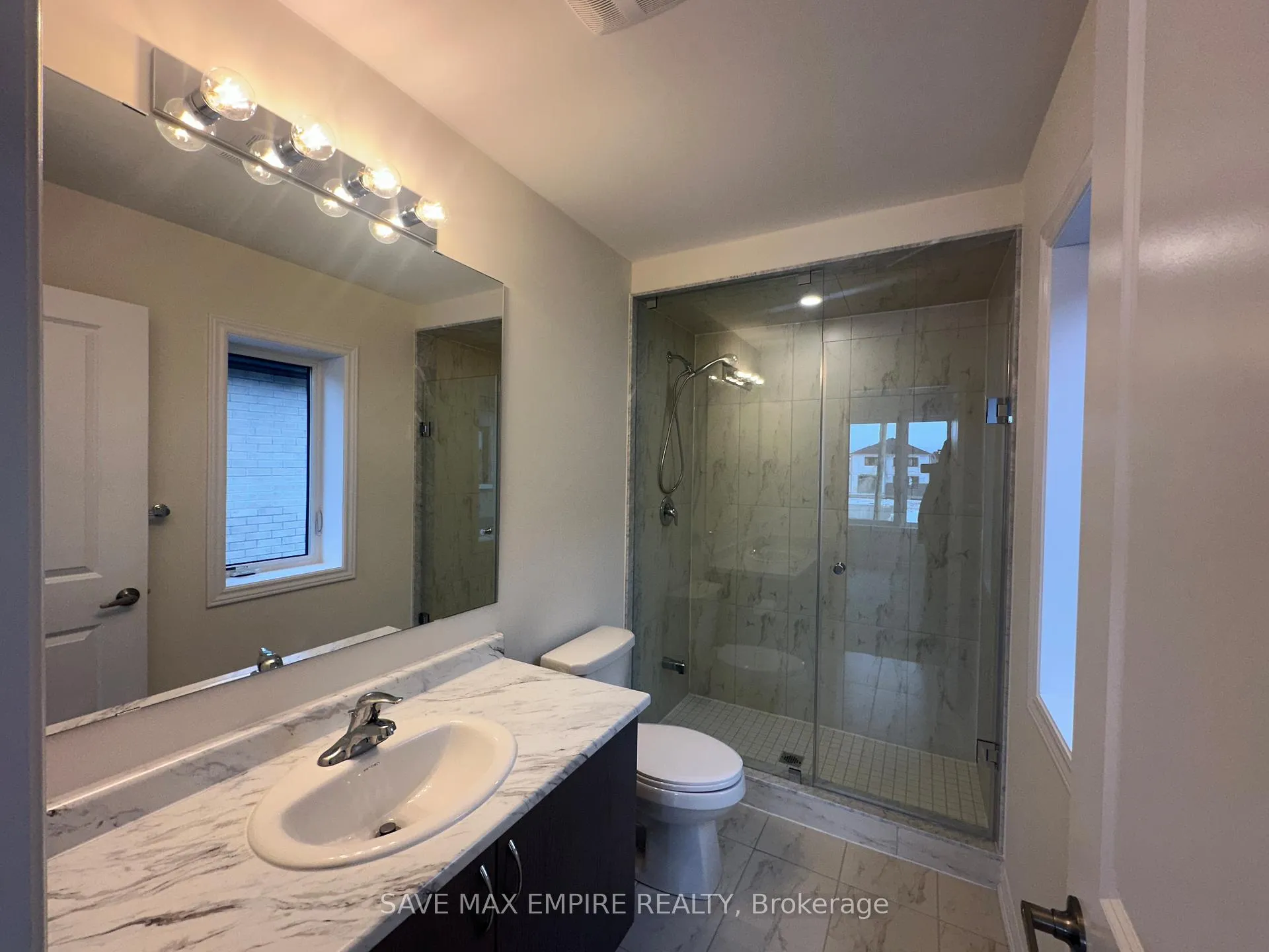 Photo 17 of 47 Del Ray Crescent, Wasaga Beach — HOMEH