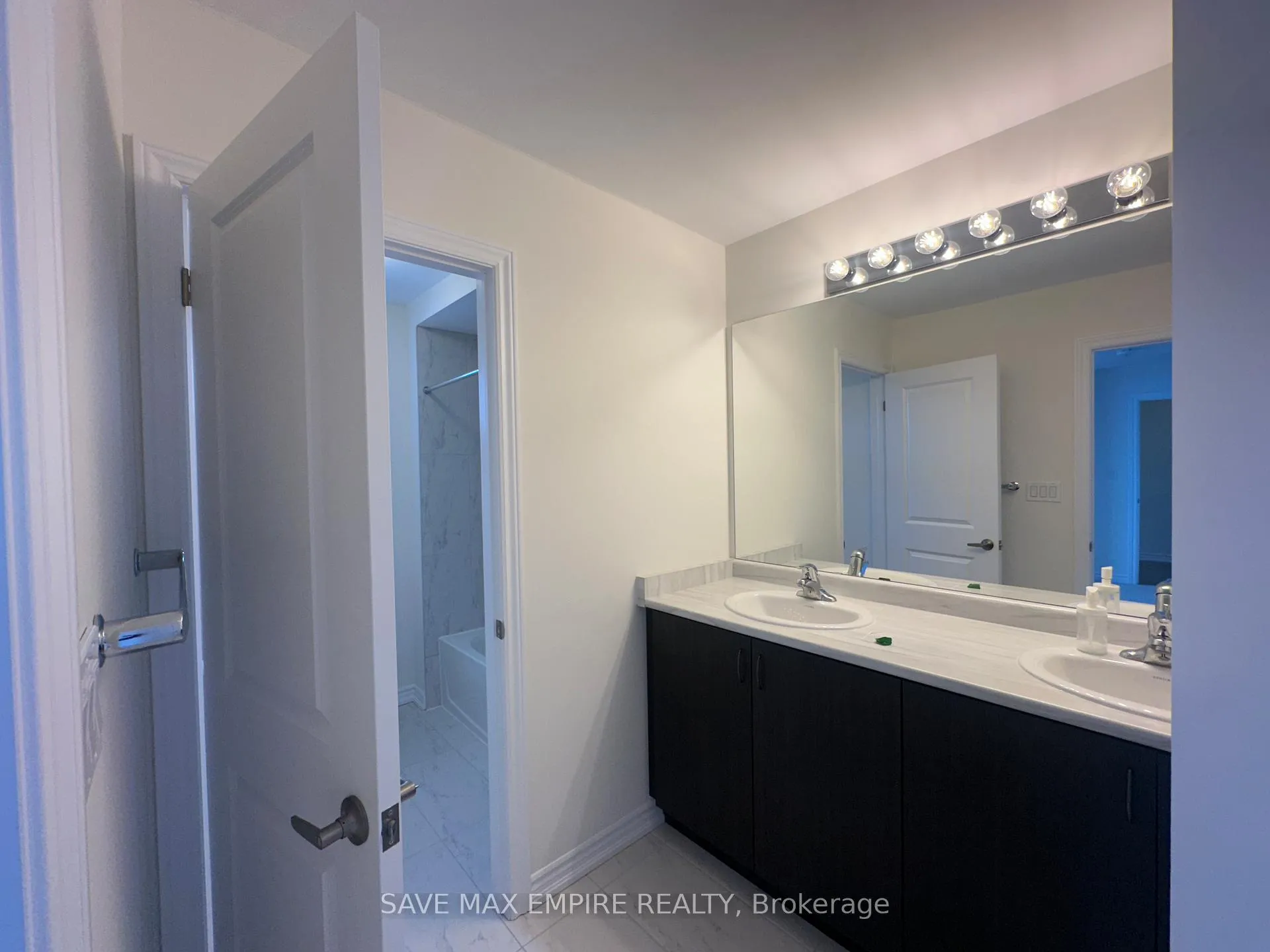 Photo 19 of 47 Del Ray Crescent, Wasaga Beach — HOMEH