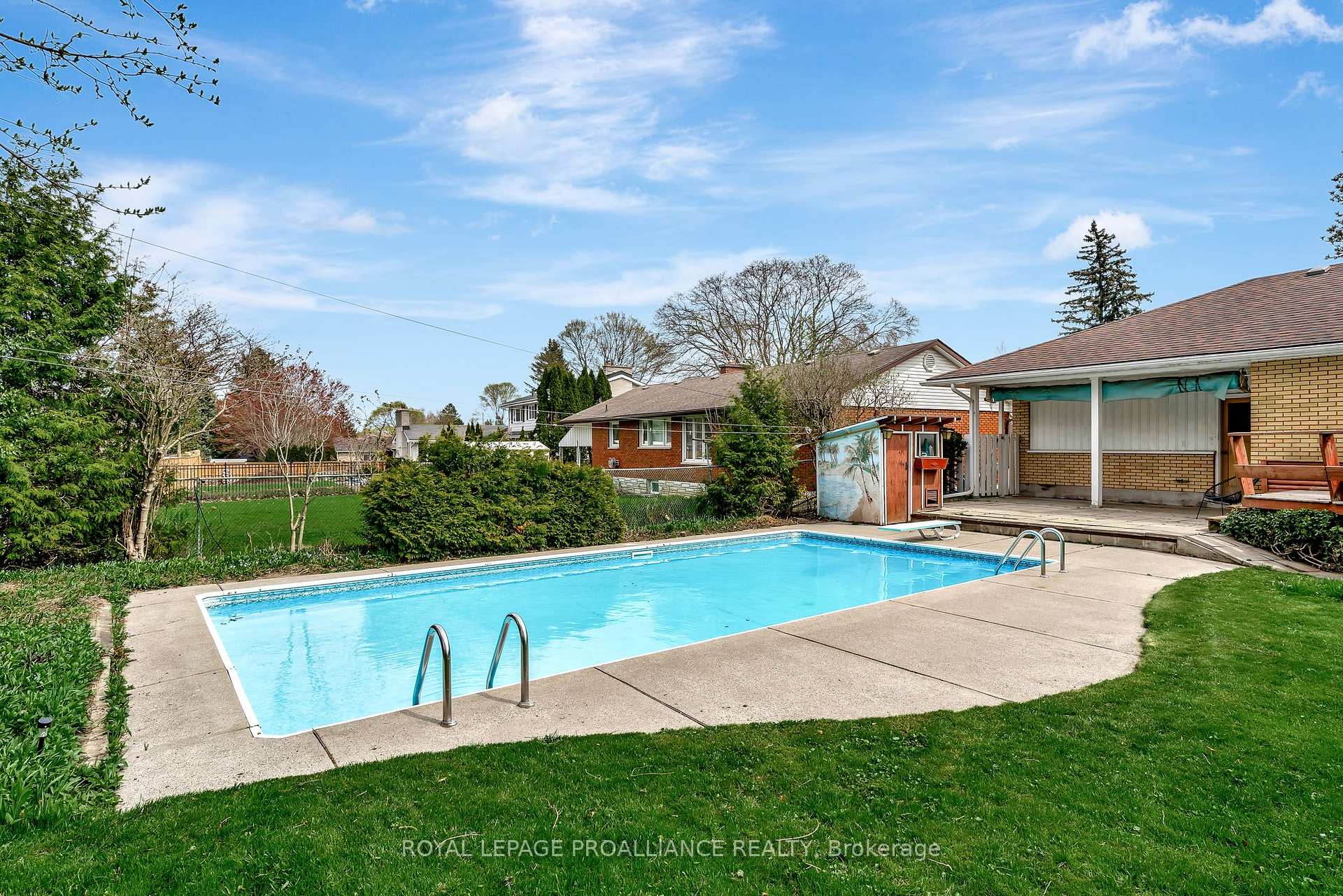 Photo 38 of 8 Sunset Drive, Belleville, Belleville Ward — HOMEH