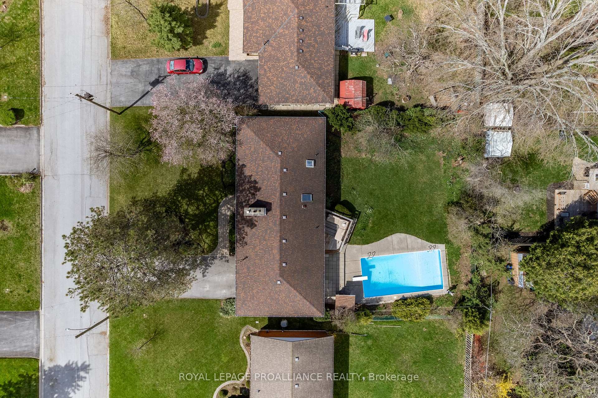 Photo 42 of 8 Sunset Drive, Belleville, Belleville Ward — HOMEH