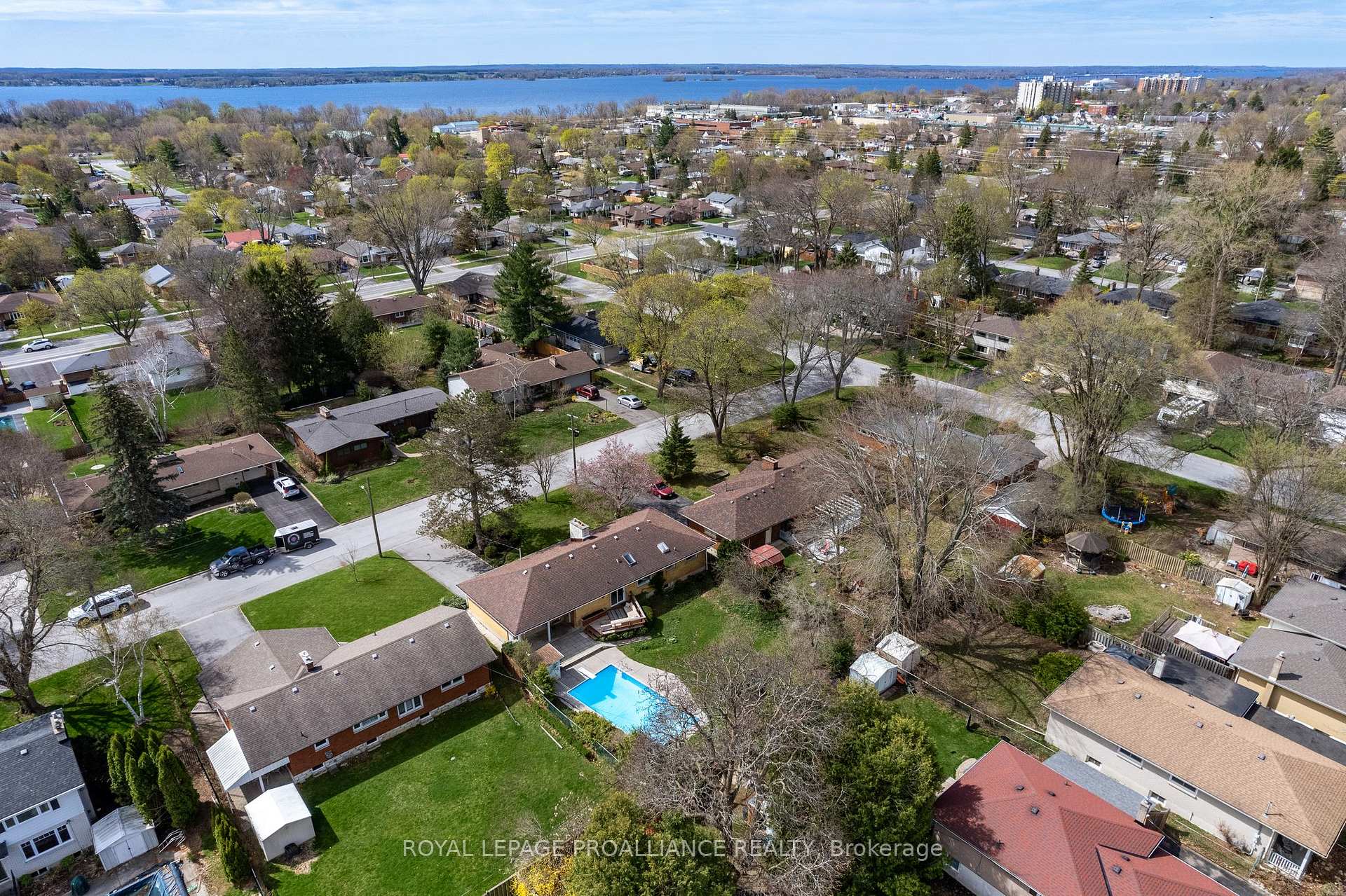 Photo 45 of 8 Sunset Drive, Belleville, Belleville Ward — HOMEH