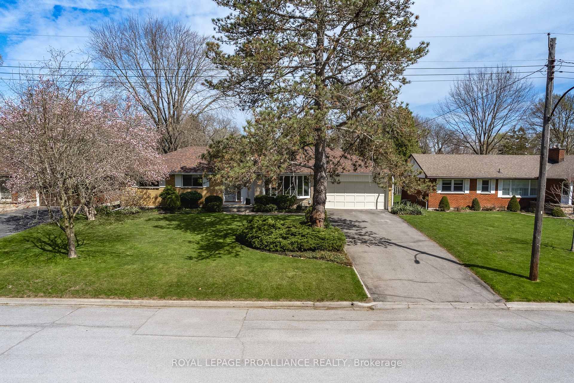 Photo 47 of 8 Sunset Drive, Belleville, Belleville Ward — HOMEH