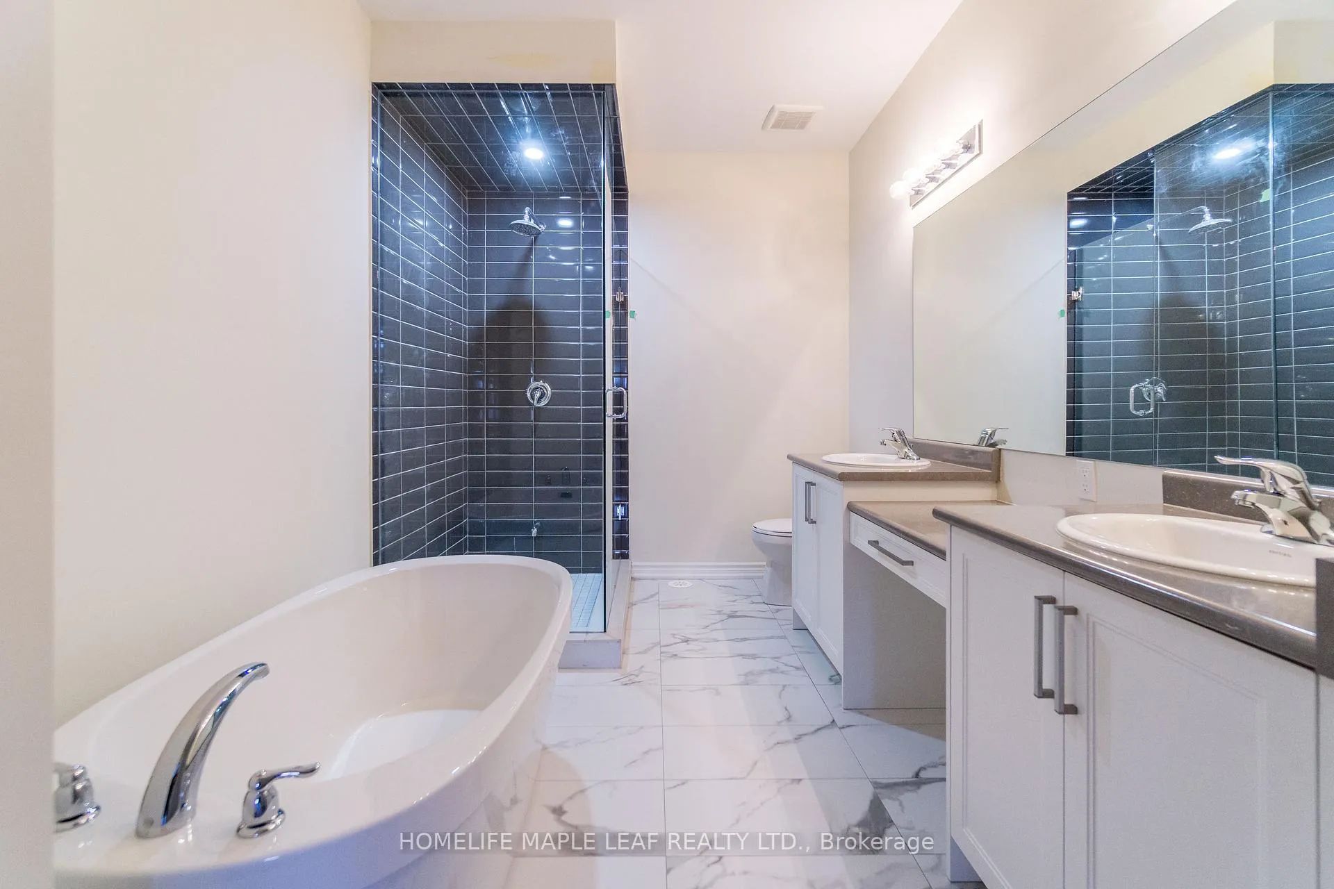 Photo 9 of 94 Golden Trail, Vaughan, Patterson — HOMEH