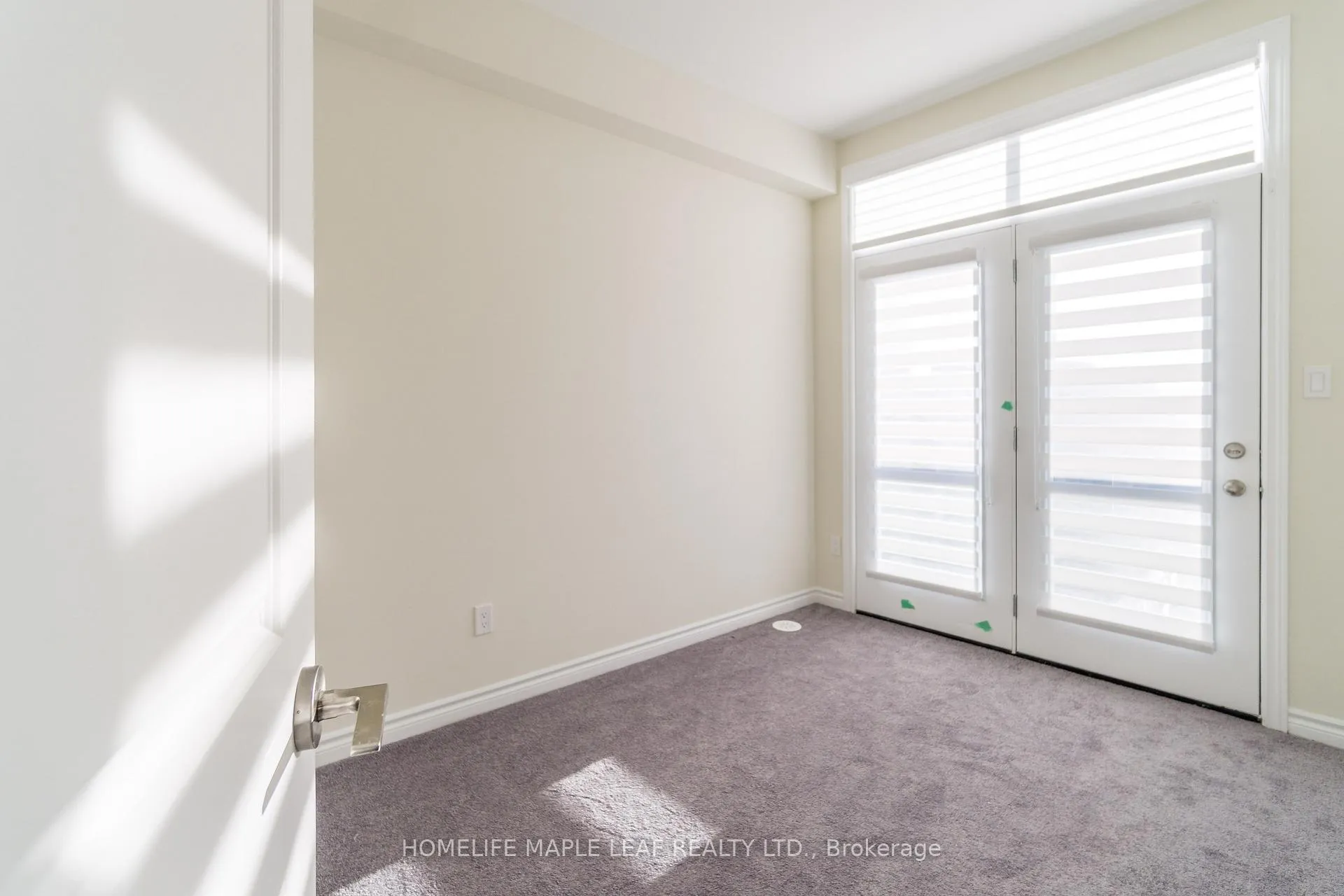 Photo 12 of 94 Golden Trail, Vaughan, Patterson — HOMEH