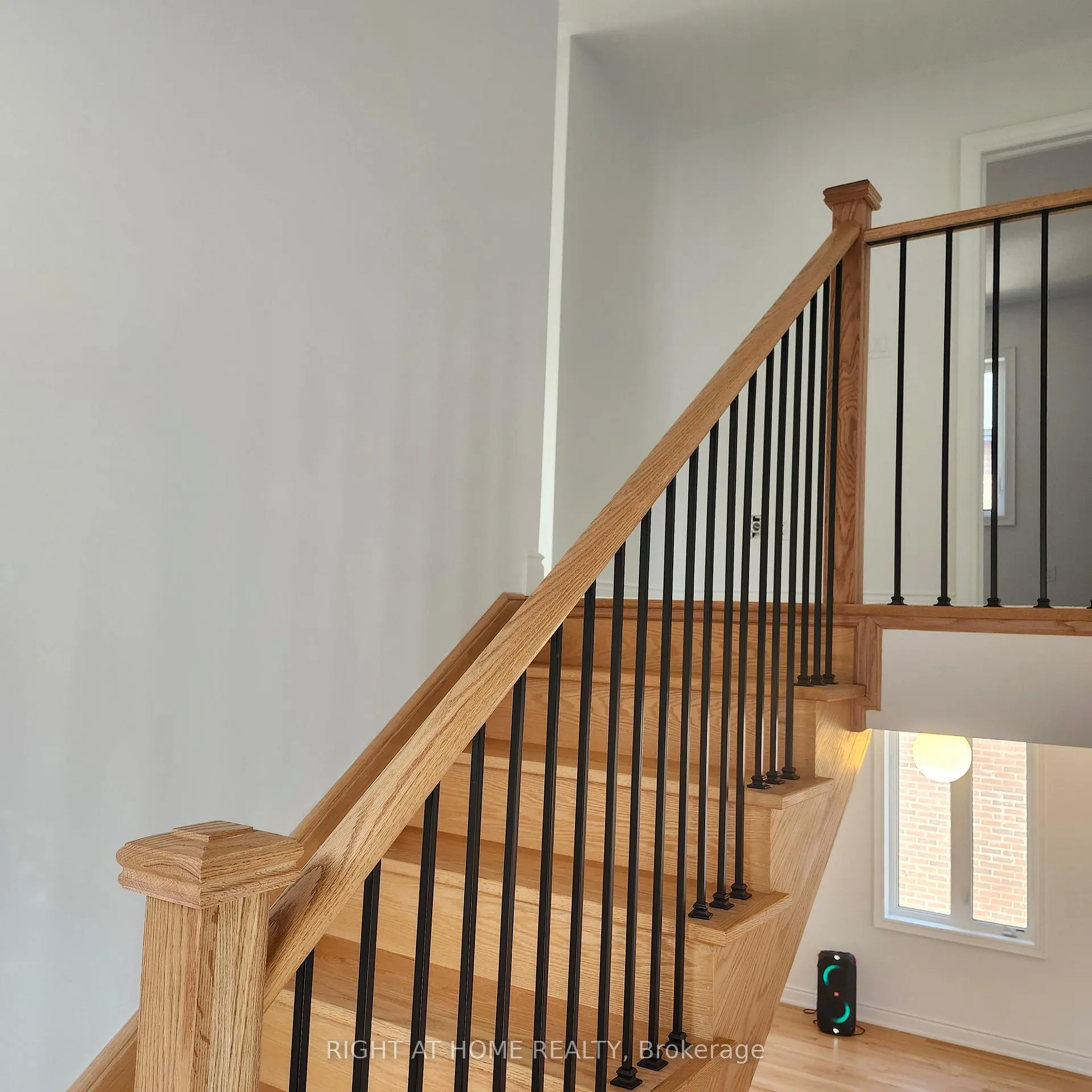 Photo 7 of 55 Amber Drive, Wasaga Beach — HOMEH