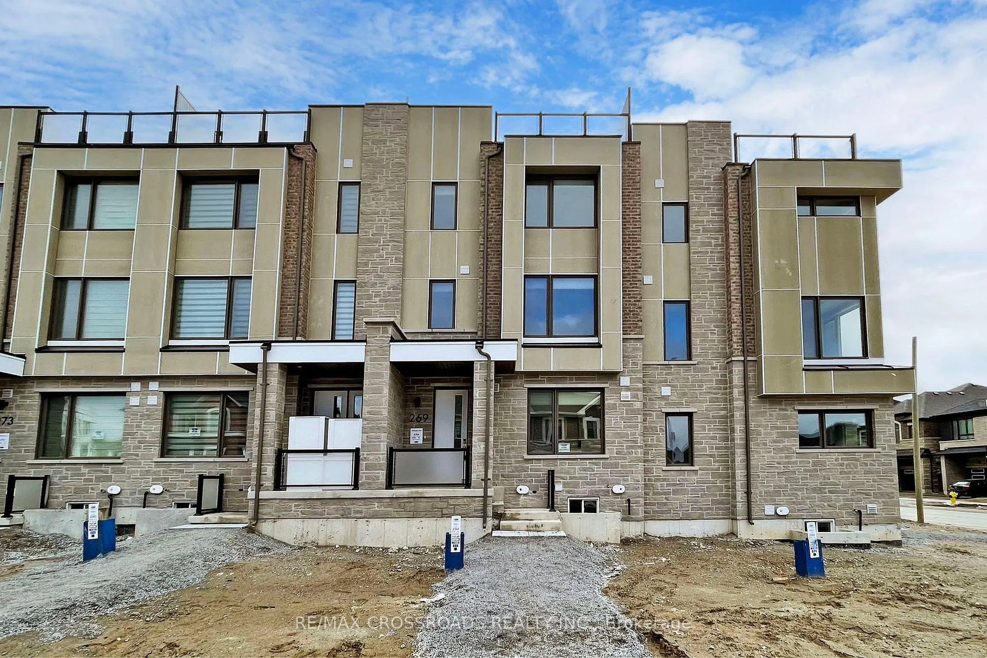 Photo 2 of 269 Stony Hill Boulevard, Markham, Rural Markham — HOMEH