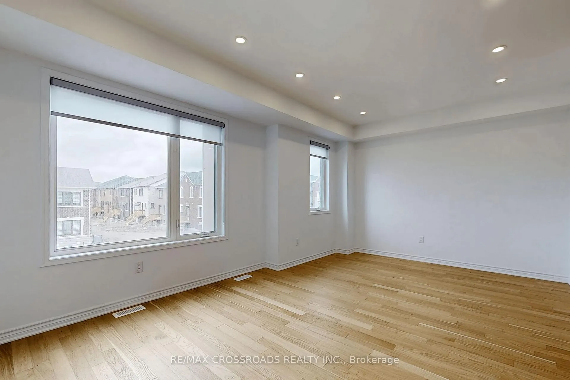 Photo 7 of 269 Stony Hill Boulevard, Markham, Rural Markham — HOMEH