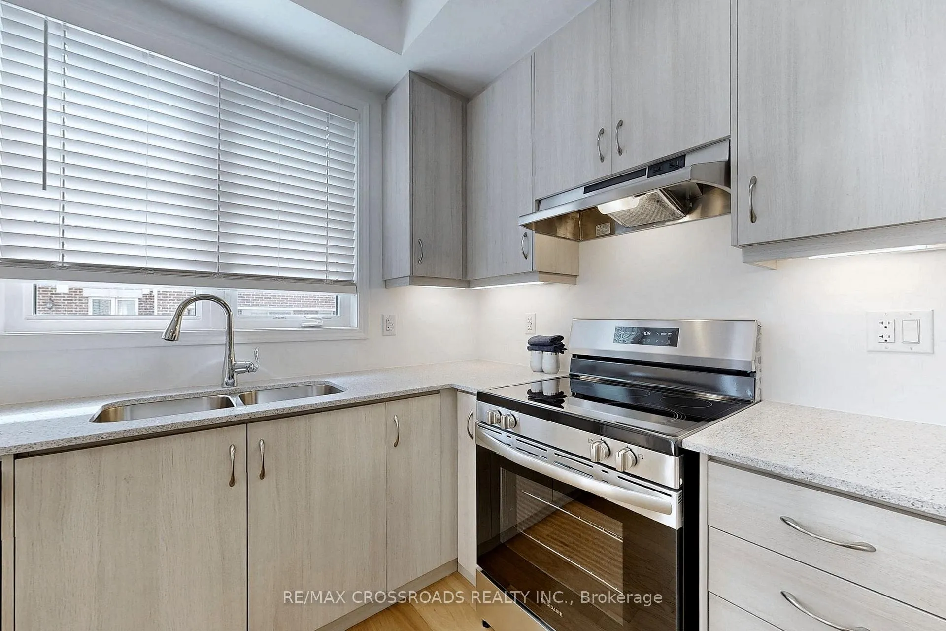 Photo 14 of 269 Stony Hill Boulevard, Markham, Rural Markham — HOMEH