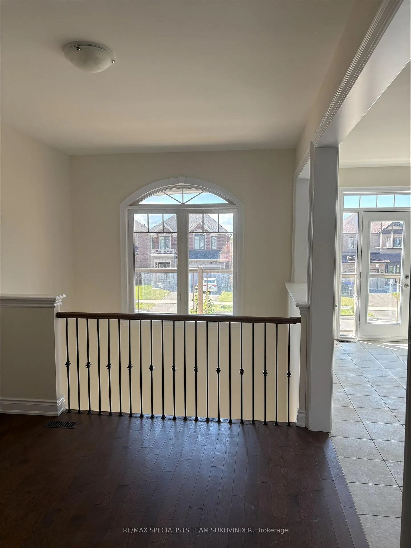 Photo 8 of 117 Kennedy Boulevard, New Tecumseth, Alliston — HOMEH