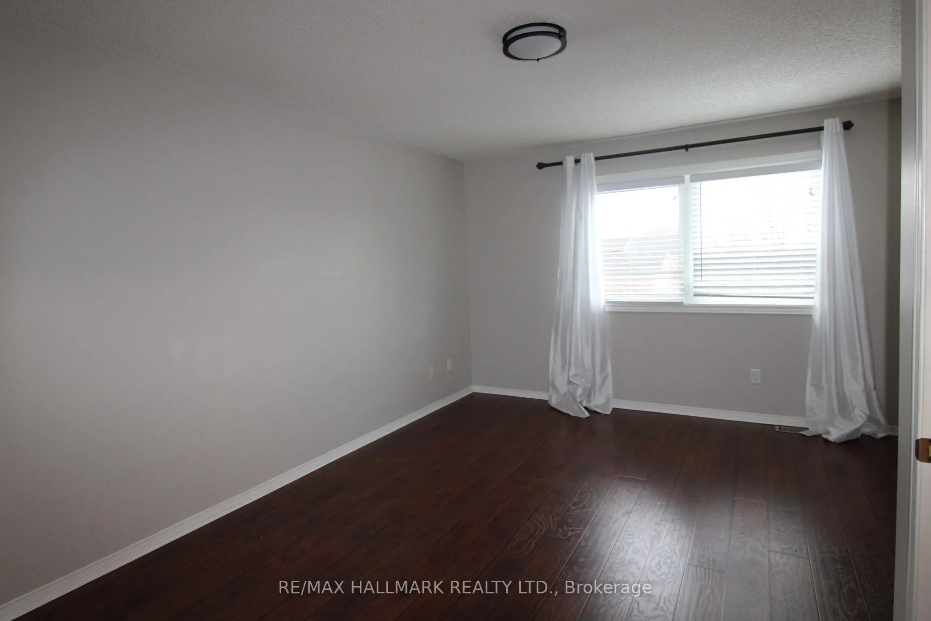 Photo 11 of 20 Brown Street, Barrie, Ardagh — HOMEH