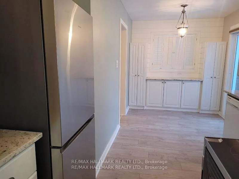 Photo 15 of 20 Brown Street, Barrie, Ardagh — HOMEH