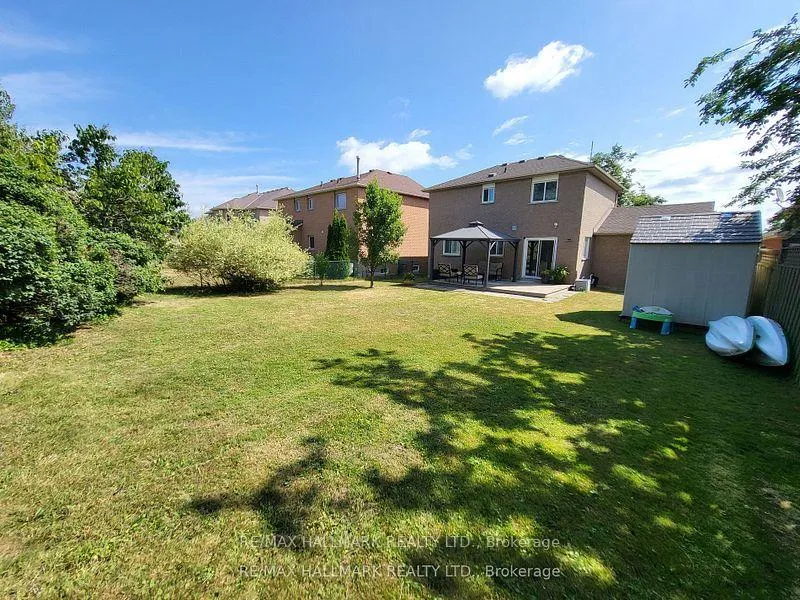 Photo 33 of 20 Brown Street, Barrie, Ardagh — HOMEH