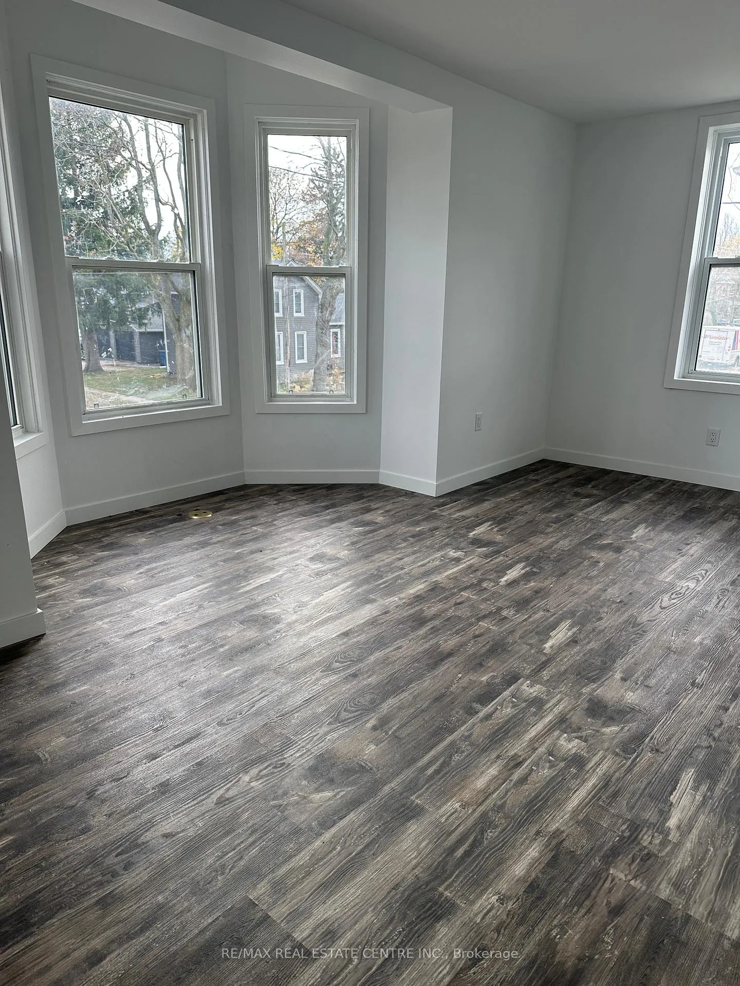Photo 4 of 50 Grant Street, Chatham-Kent, Chatham — HOMEH