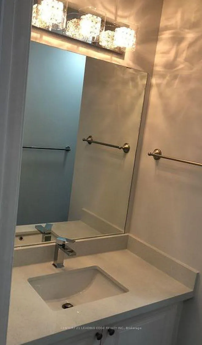 Photo 4 of 16 Atlas Peak Drive N, Markham, Victoria Manor-Jennings Gate — HOMEH