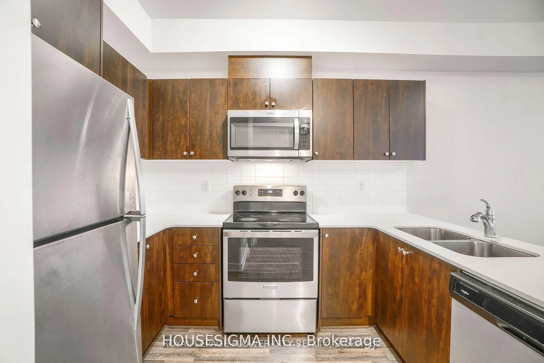 Photo 6 of 94 Dalhousie Street, Vaughan, Vaughan Grove — HOMEH
