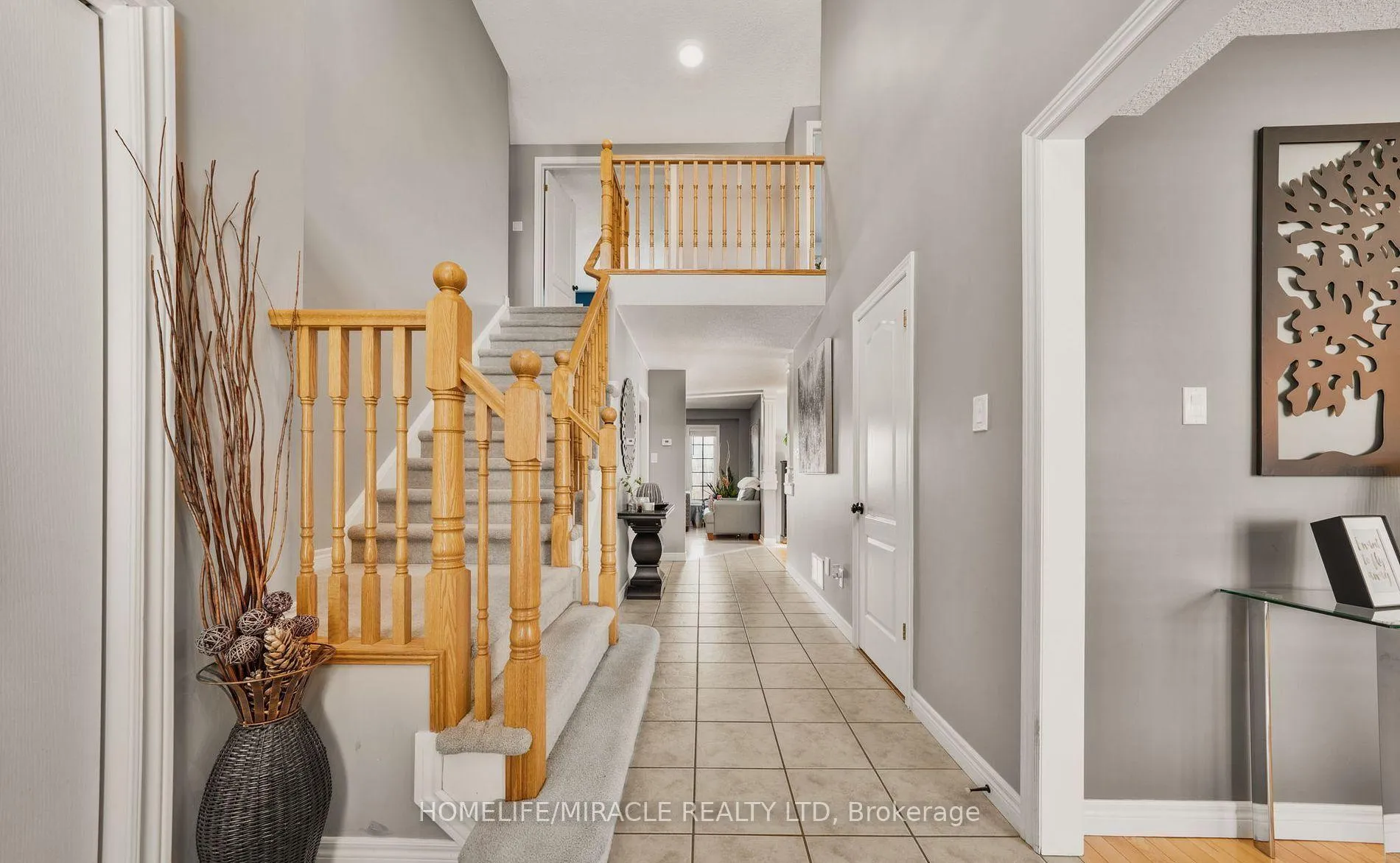 Photo 2 of 22 Devonleigh Drive, Amaranth, Rural Amaranth — HOMEH