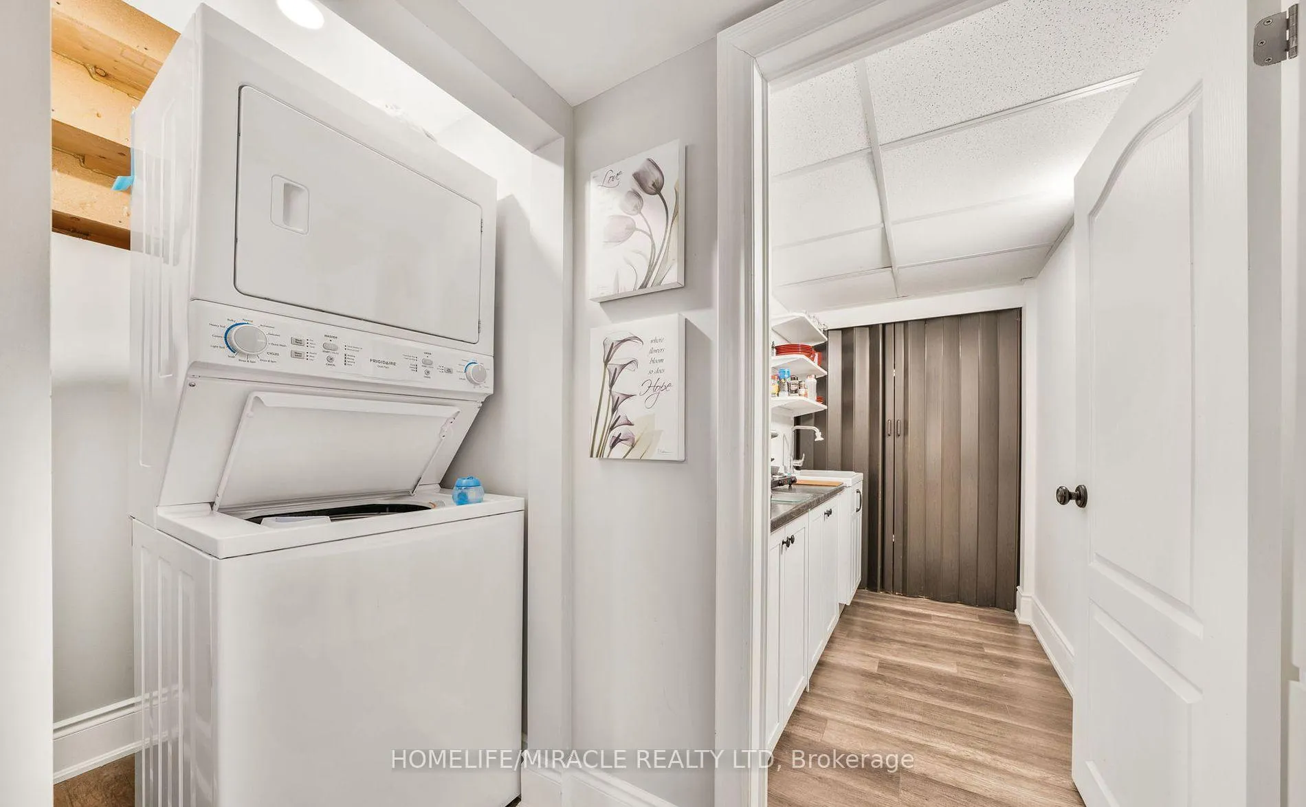 Photo 26 of 22 Devonleigh Drive, Amaranth, Rural Amaranth — HOMEH