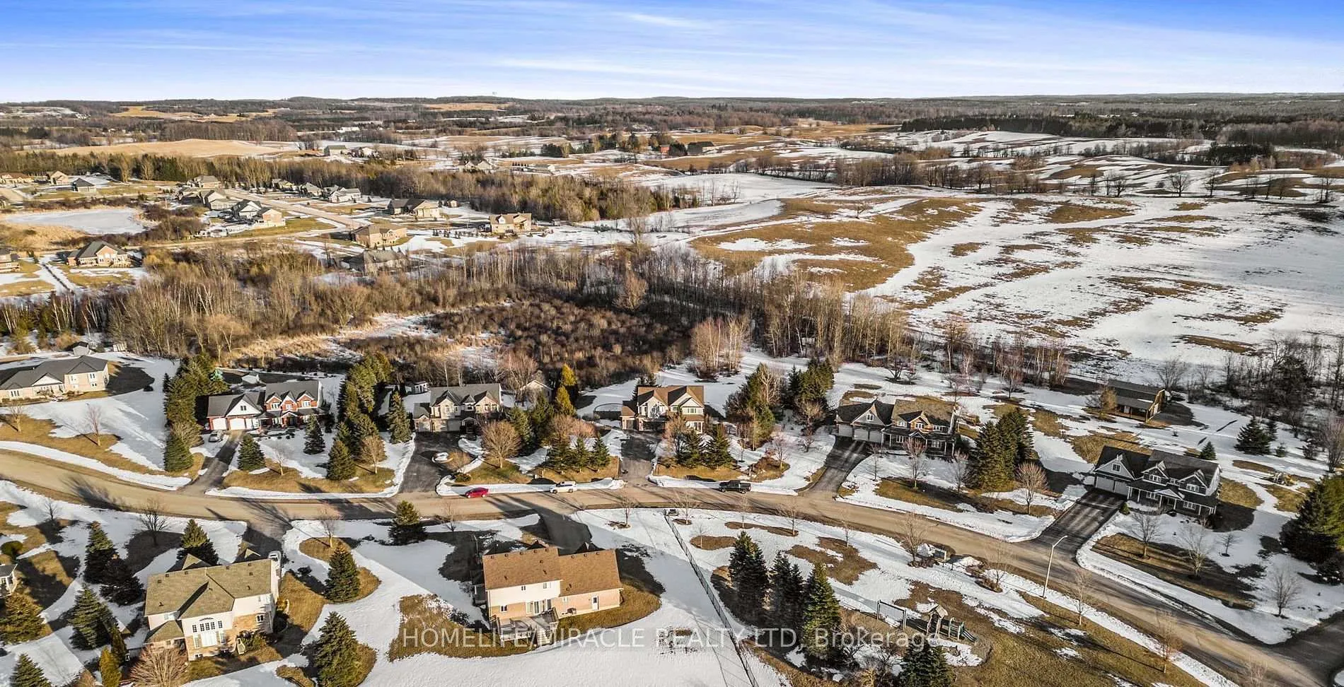 Photo 33 of 22 Devonleigh Drive, Amaranth, Rural Amaranth — HOMEH