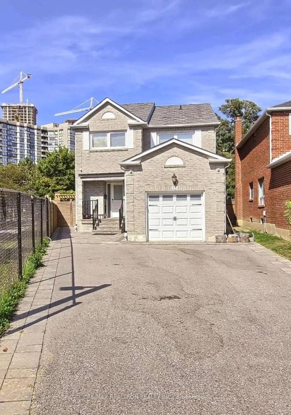 Photo 1 of 127 Gailcrest Circle, Vaughan, Crestwood-Springfarm-Yorkhill — HOMEH