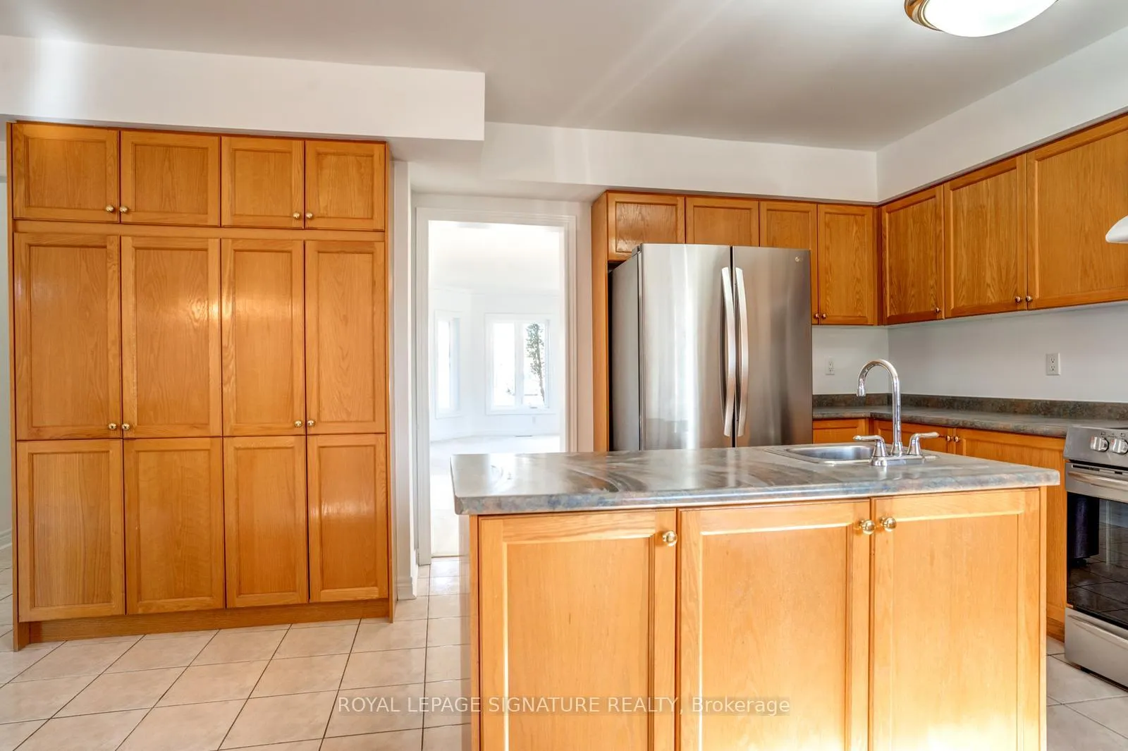 Photo 19 of 57 Song Bird Drive, Markham, Rouge Fairways — HOMEH