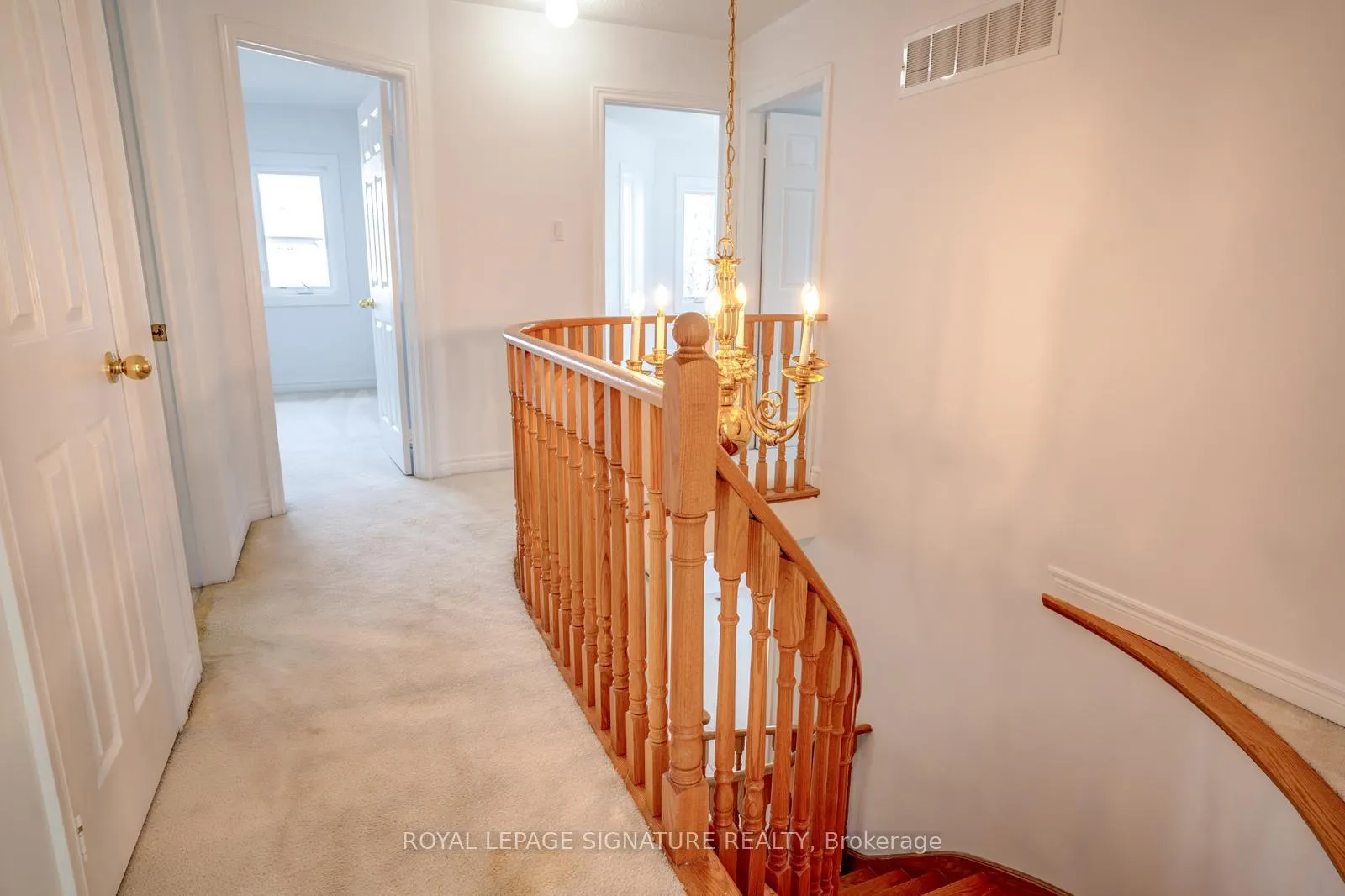 Photo 26 of 57 Song Bird Drive, Markham, Rouge Fairways — HOMEH