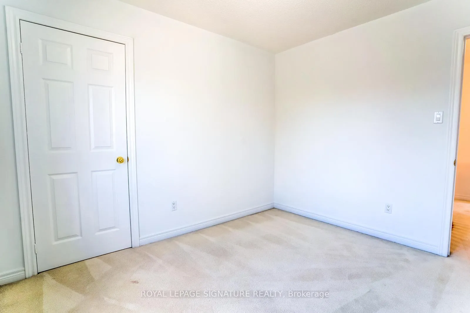 Photo 38 of 57 Song Bird Drive, Markham, Rouge Fairways — HOMEH